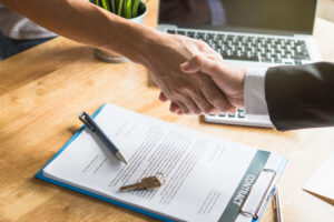 How Do I Qualify for Invoice Factoring?