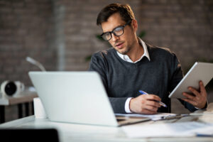 AR Factoring vs. AR Financing: Which Is Best for Your Business?